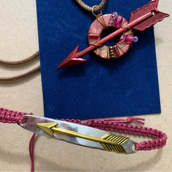 🔥5/$20🔥 Arrow Necklace and Macrame Bracelet New and Handmade - Picture 2 of 6